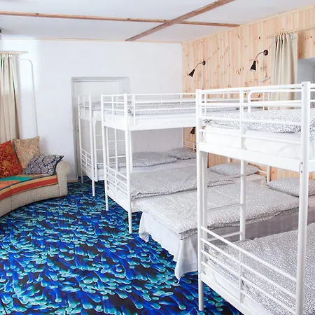 Hostel Mo *